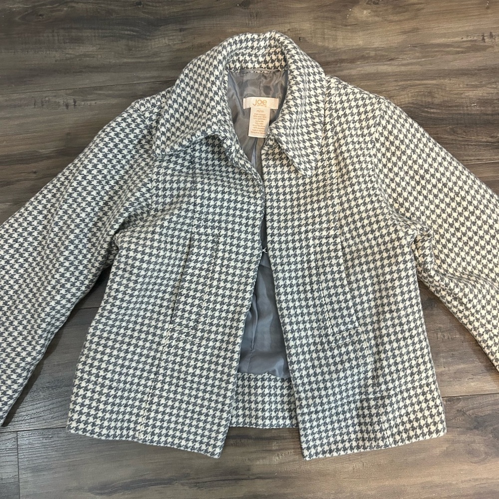 Chic Wool And Cashmere Jacket - Picture 3 of 5